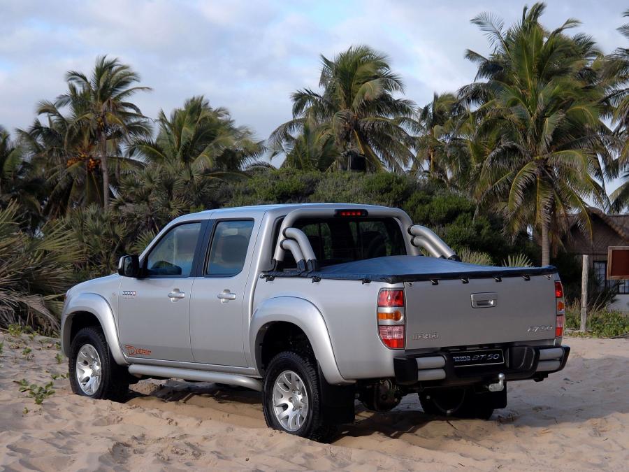  Mazda BT-50 Drifter 3000D Double Cab 2006 года  (фото 17 из 18)